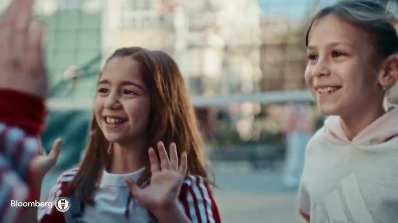 adidas x TVF İş Birliğinde “Sen Oyna” Çağrısı | Reklamarkası video kapağı